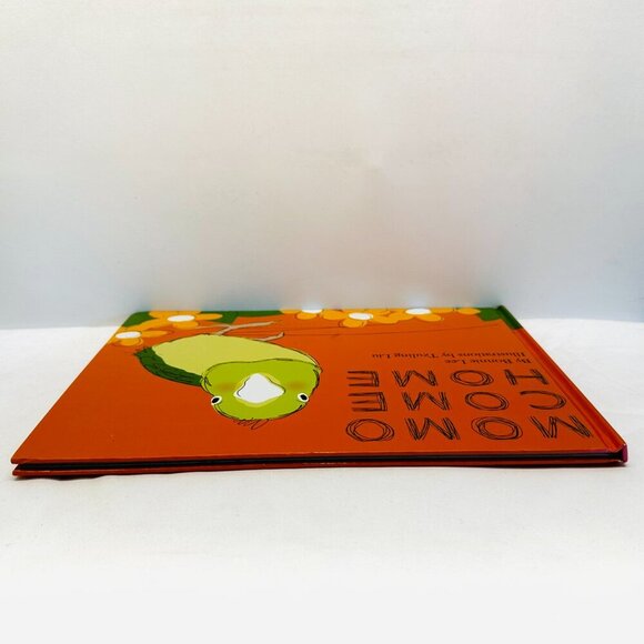 MOMO, COME HOME By Bonnie Lee & Tzuling Liu Hardcover - Picture 6 of 7